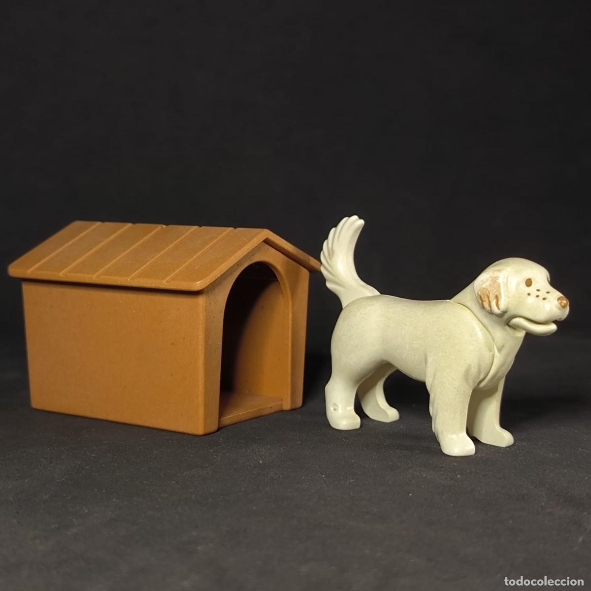 Playmobil: Playmobil perro blanco con cucha ☼