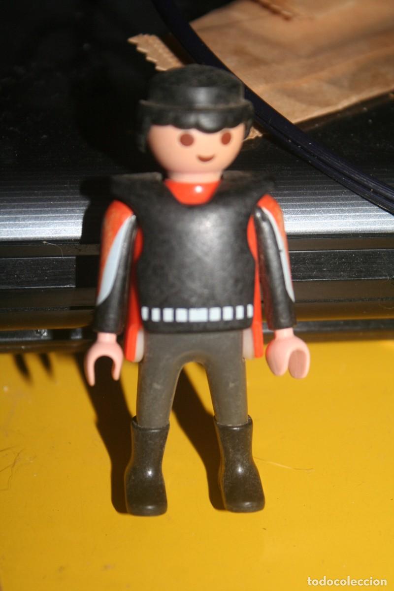 Playmobil: mu&ntilde;eco playmobil PEDIDO MINIMO 5E - Foto 1
