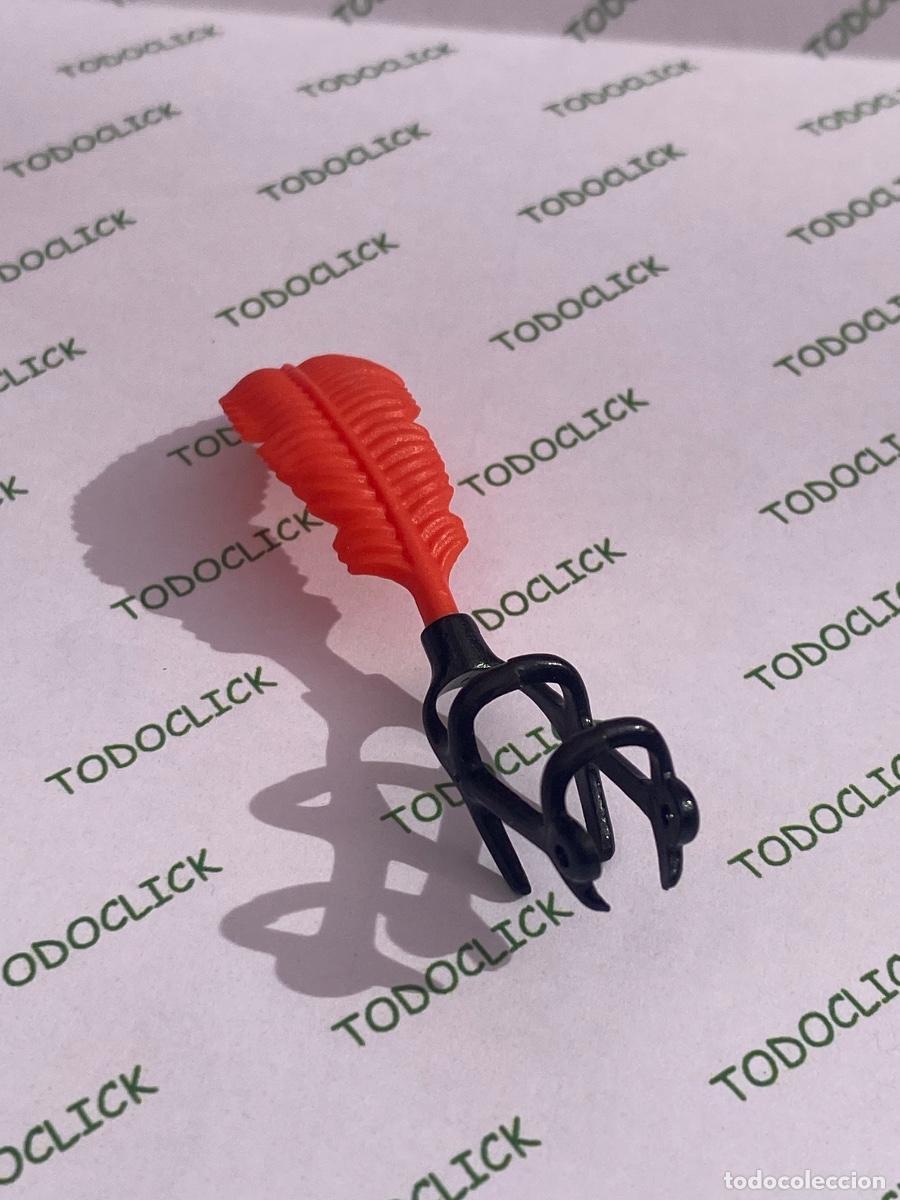 Playmobil: Playmobil cabezal caballo con pluma (pedido m&iacute;nimo 5&euro;)