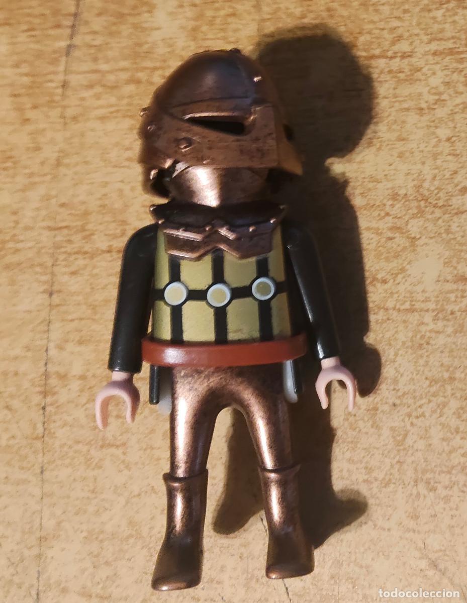 Playmobil: PLAYMOBIL set 4602 ESPECIAL CABALLERO MEDIEVAL (A&Ntilde;O 2002 - 2004+ escudo
