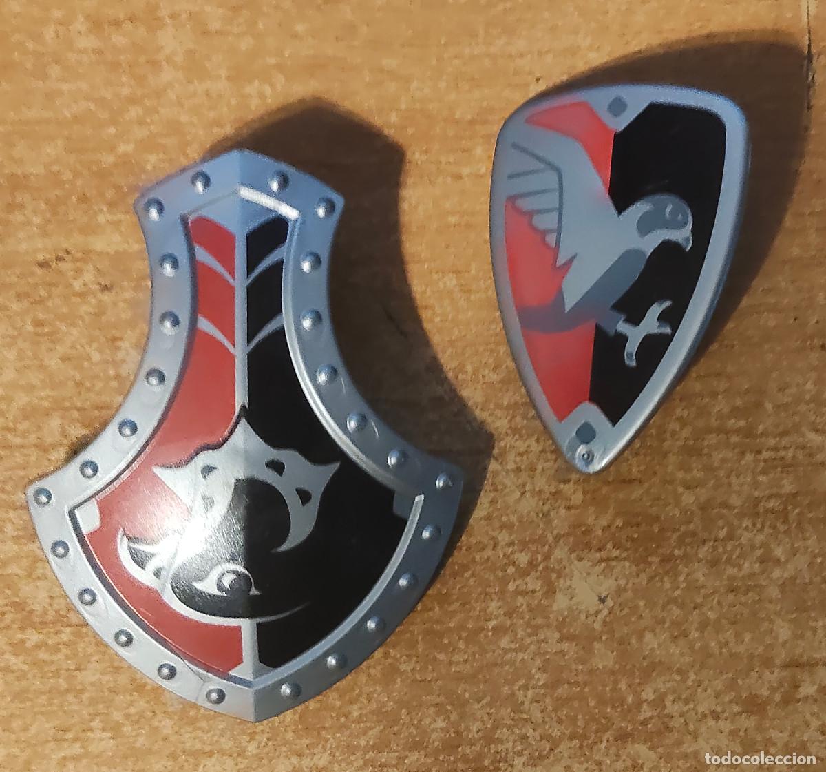 Playmobil: PLAYMOBIL LOTE 2 ESCUDOS CON FORMA CABALLERO MEDIEVAL AGUILA ARMA CASTILLO CABALLERO
