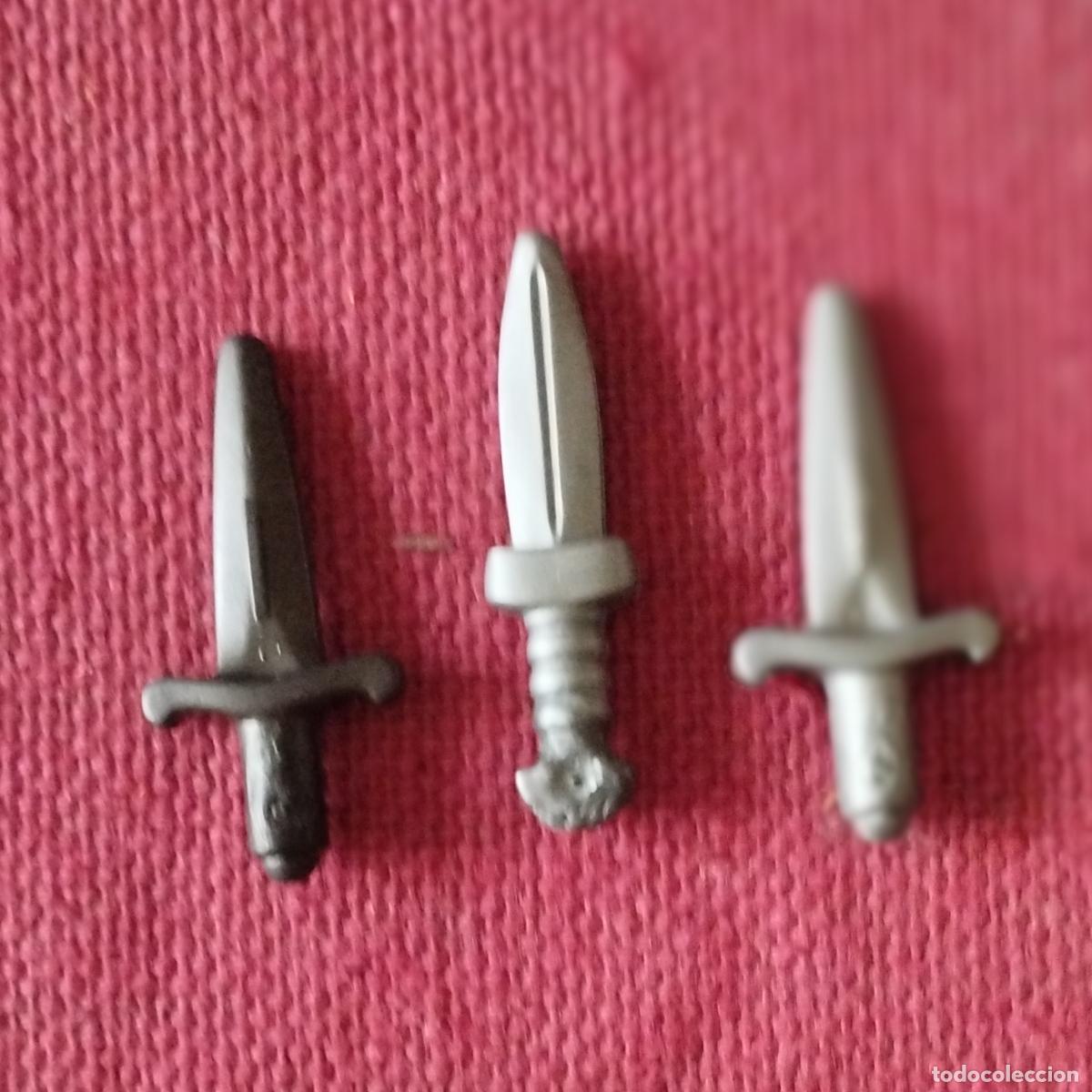 Playmobil: 3 DAGAS - CUCHILLO - PU&Ntilde;AL - ARMAS - PLAYMOBIL