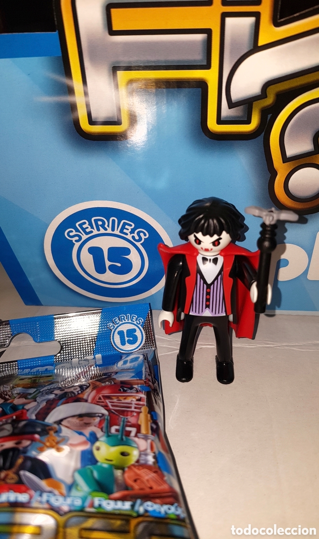 Playmobil: Figura playmobil serie 15 Dr&aacute;cula Halloween nuevo sobre sorpresa