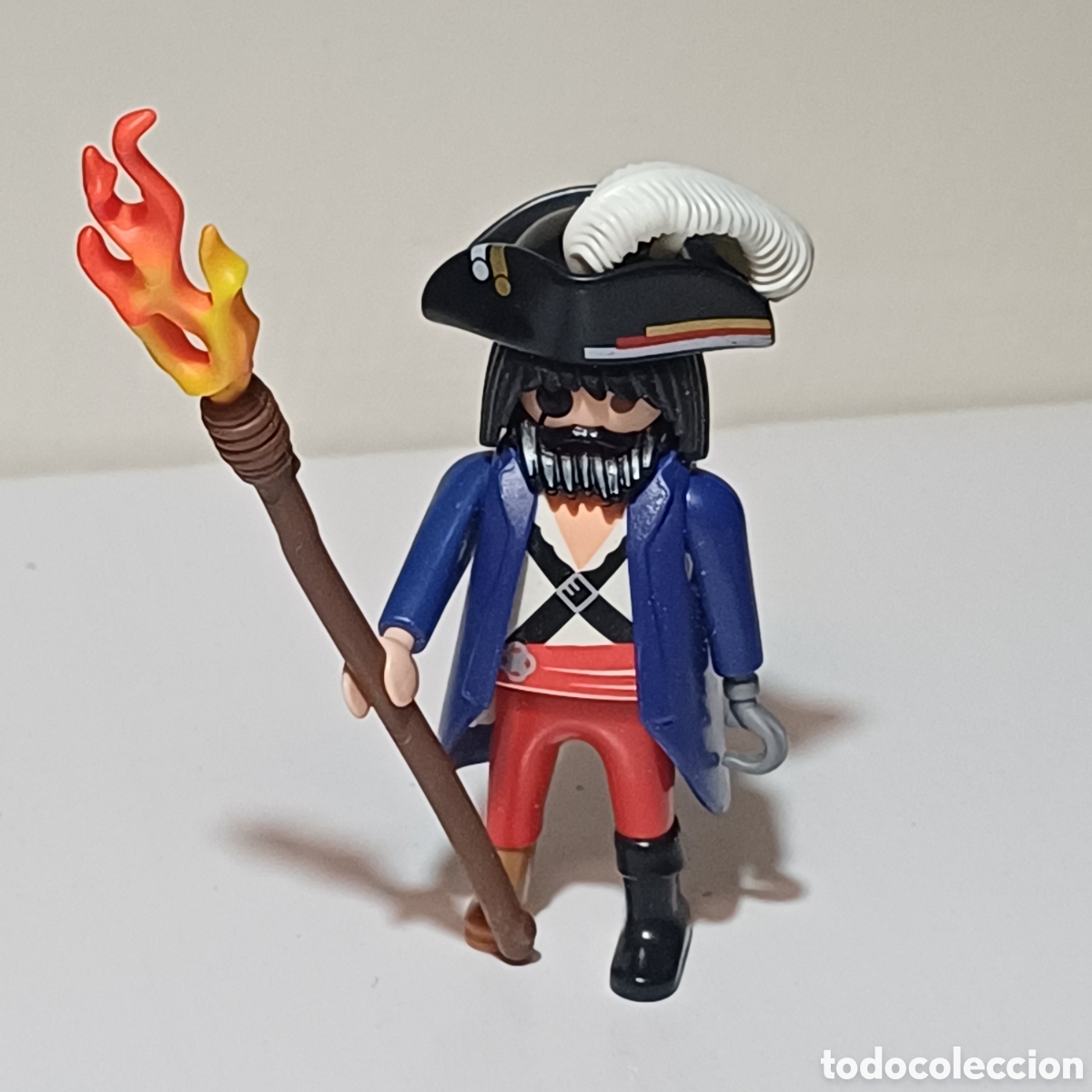 Playmobil: Figura Playmobil capitan pirata con garfio gancho y vara de fuego antorcha