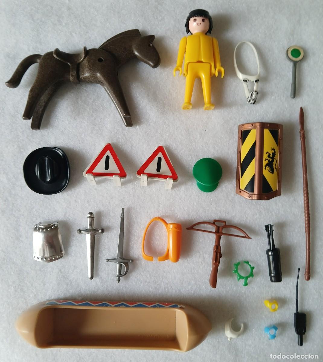 Playmobil: Lote Playmobil. Caballo, Playmobil, lanza india, piezas indias, escudo, espadas, cayuco, se&ntilde;ales de