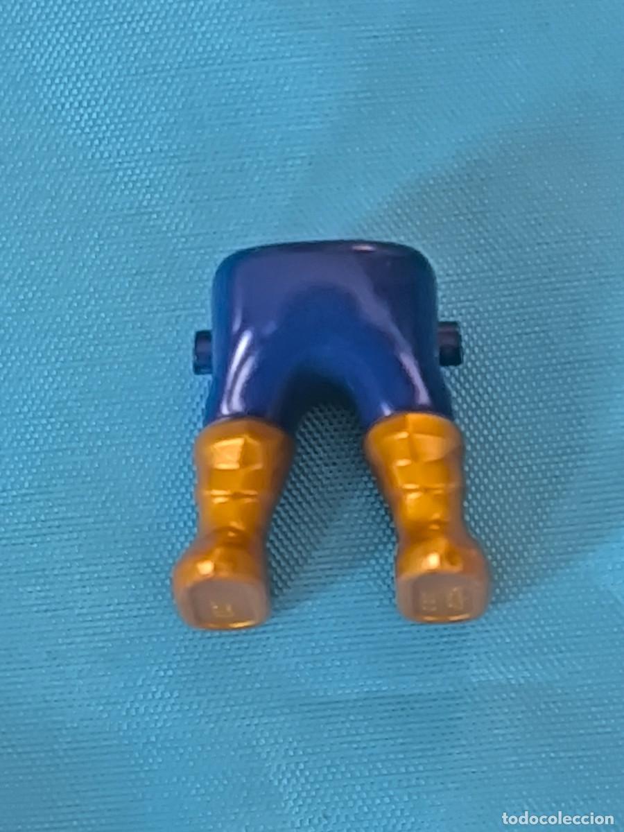 Playmobil: Playmobil piernas enano gordo pantal&oacute;n azul marino armadura coraza dorada elfos orcos vikingos