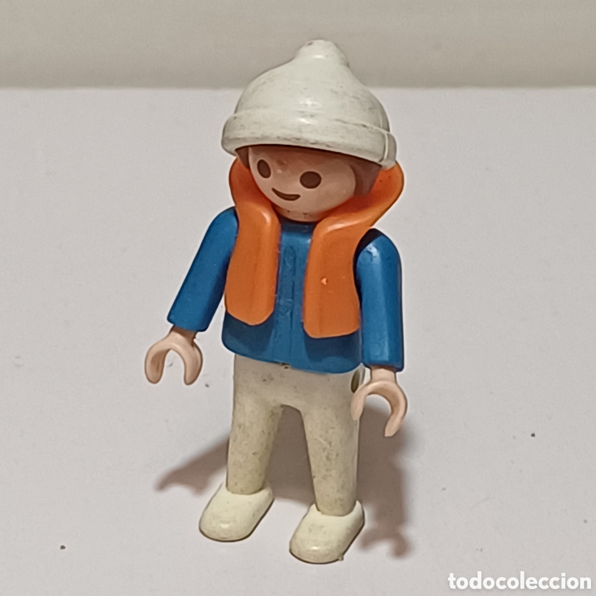 Playmobil: Figura Playmobil ni&ntilde;o indantil salvavidas rescate naufrago gorra blanca