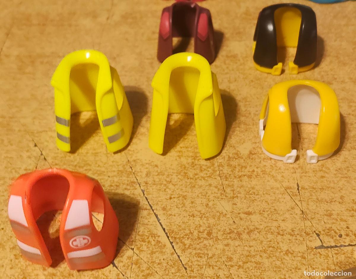 Playmobil: PLAYMOBIL - lote distintos chalecos - ropa