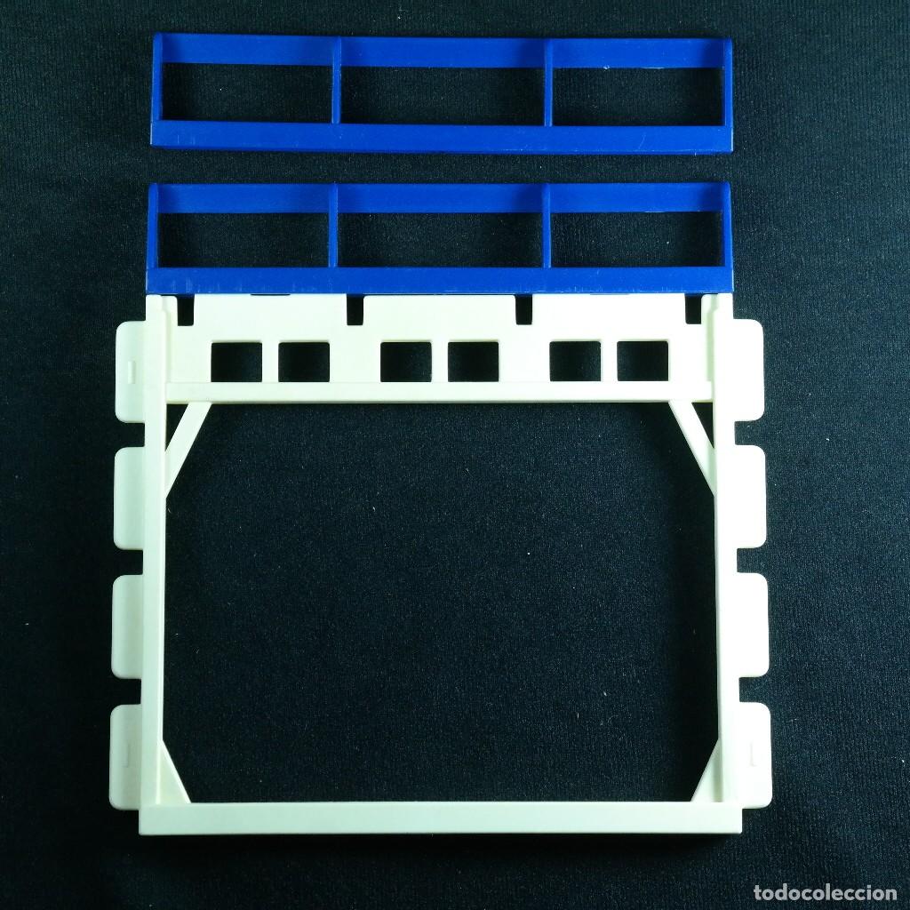 Playmobil: Playmobil pared blanca con barrandas azules circo ☼