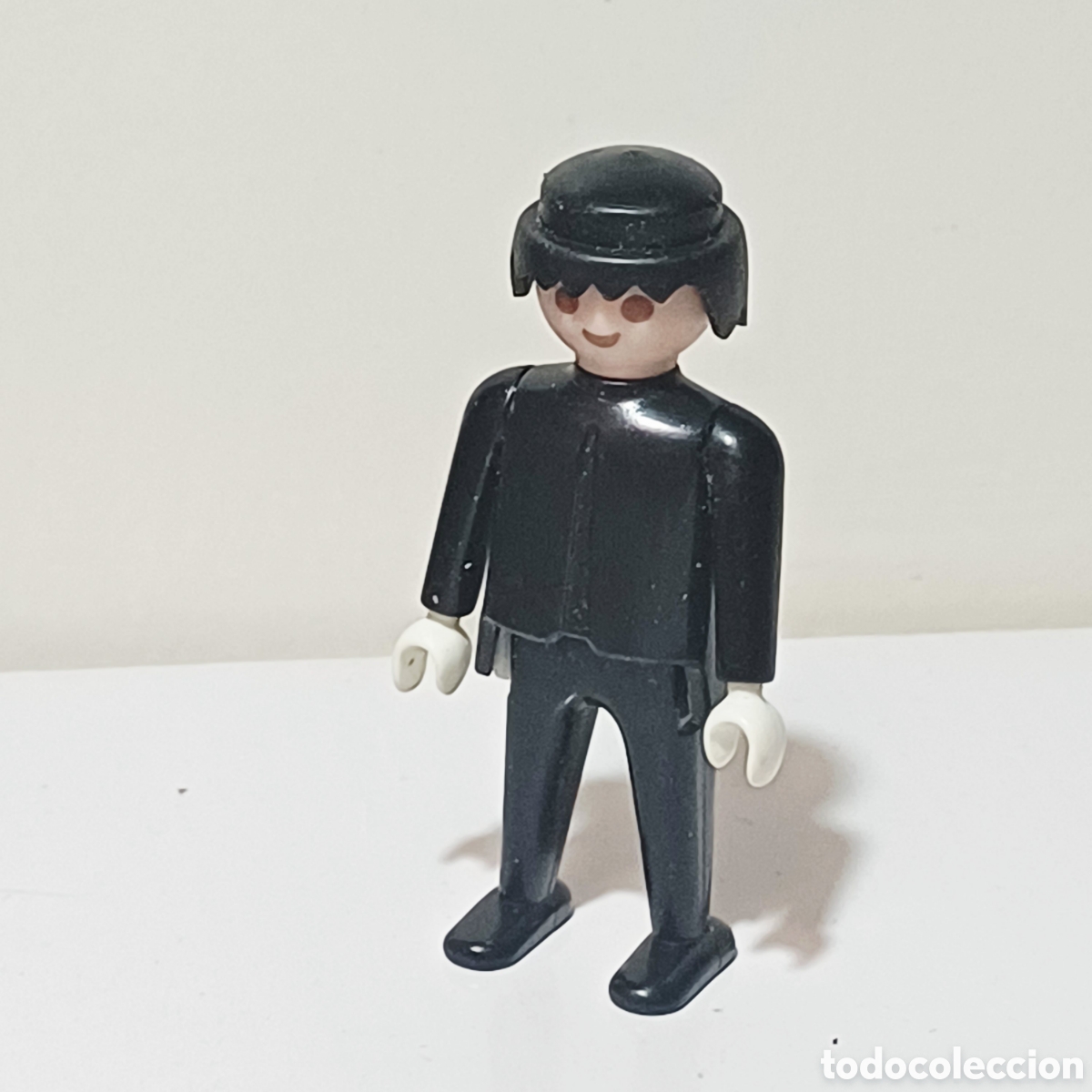 Playmobil: Figura Playmobil piernas torso negro manos blancas city ciudad