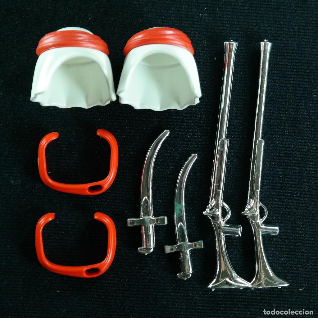 Playmobil: Playmobil accesorios beduinos con armas croamdas excelente estado☼
