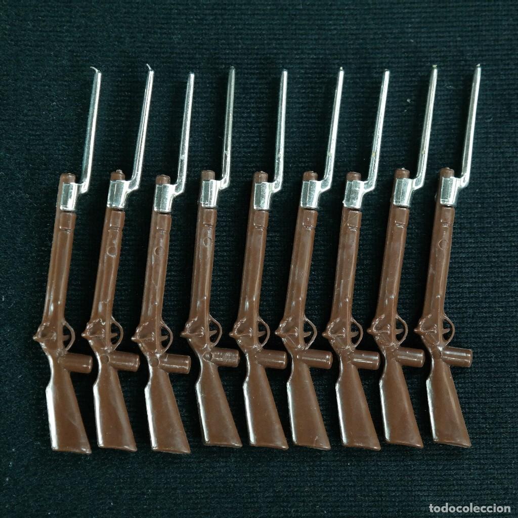 Playmobil: Playmobil rifles con bayonetas cromadas excelente estado☼