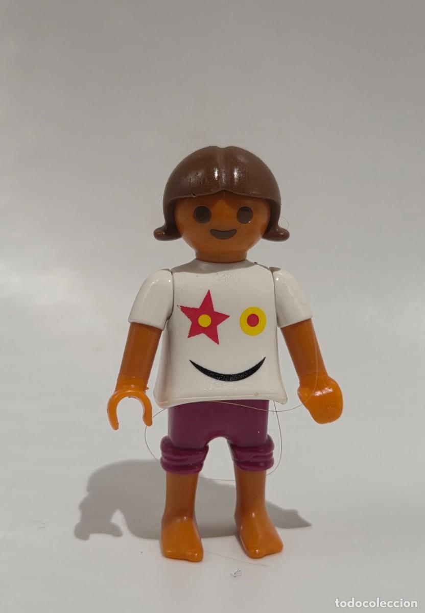 Playmobil: PLAYMOBIL NI&Ntilde;A CAMISETA CARITA SONRIENTE CAMPING ref. 70089