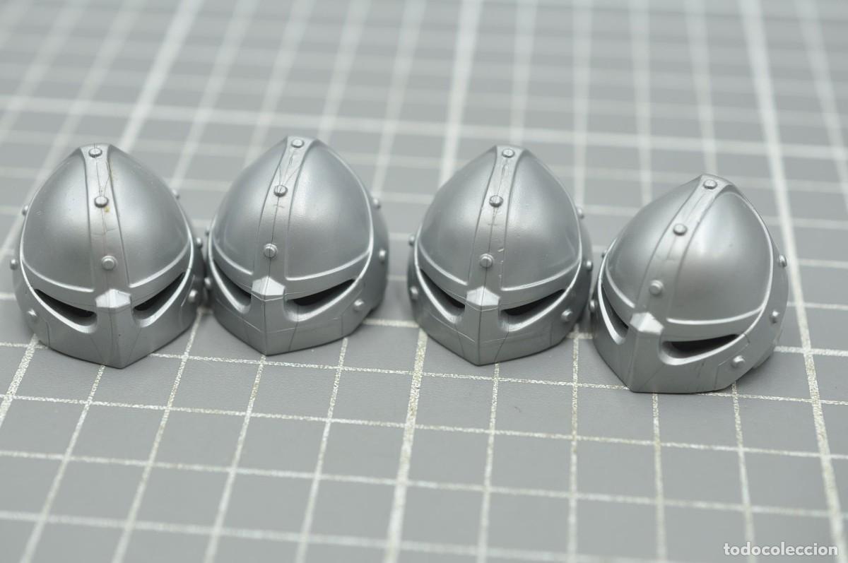 Playmobil: WSK112 Playmobil, 4 cascos