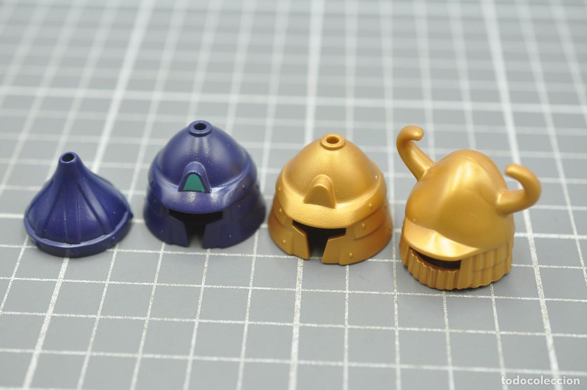 Playmobil: WSK112 Playmobil, 4 cascos