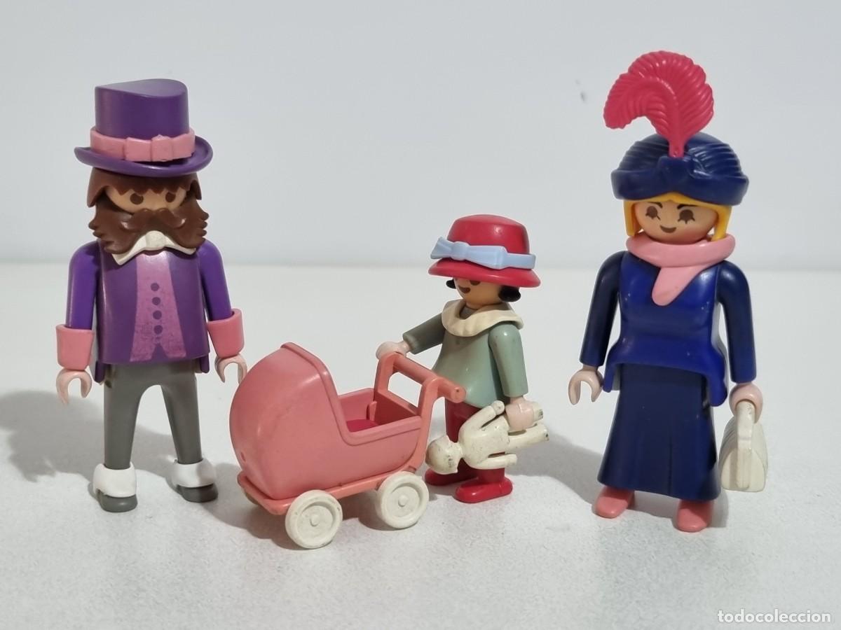 Playmobil: Playmobil 5507 Familia Victoriana Hombre Mujer Ni&ntilde;a Carro Casa Mansion Victorian