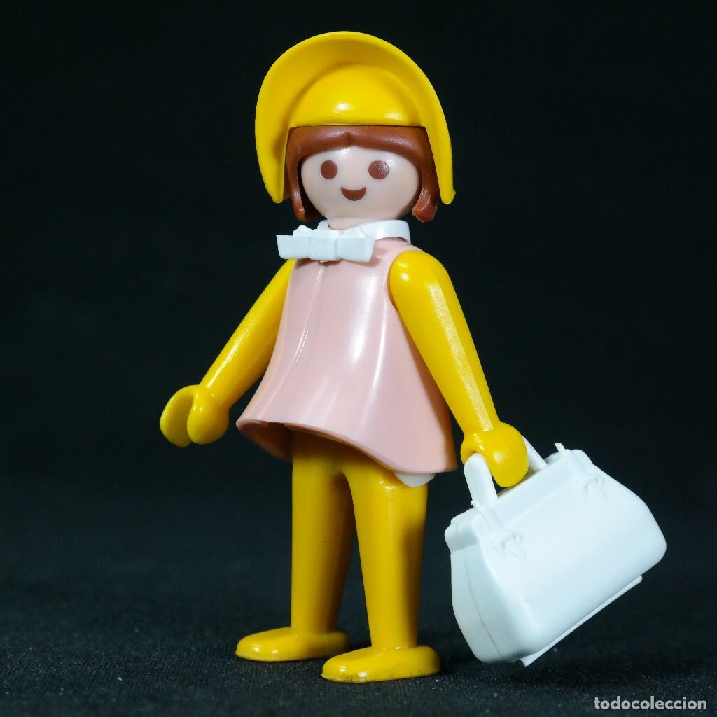 Playmobil: Playmobil mujer rosa ☼