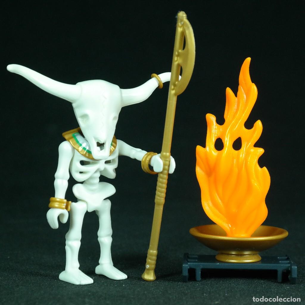 Playmobil: Playmobil esqueleto con fuego ☼