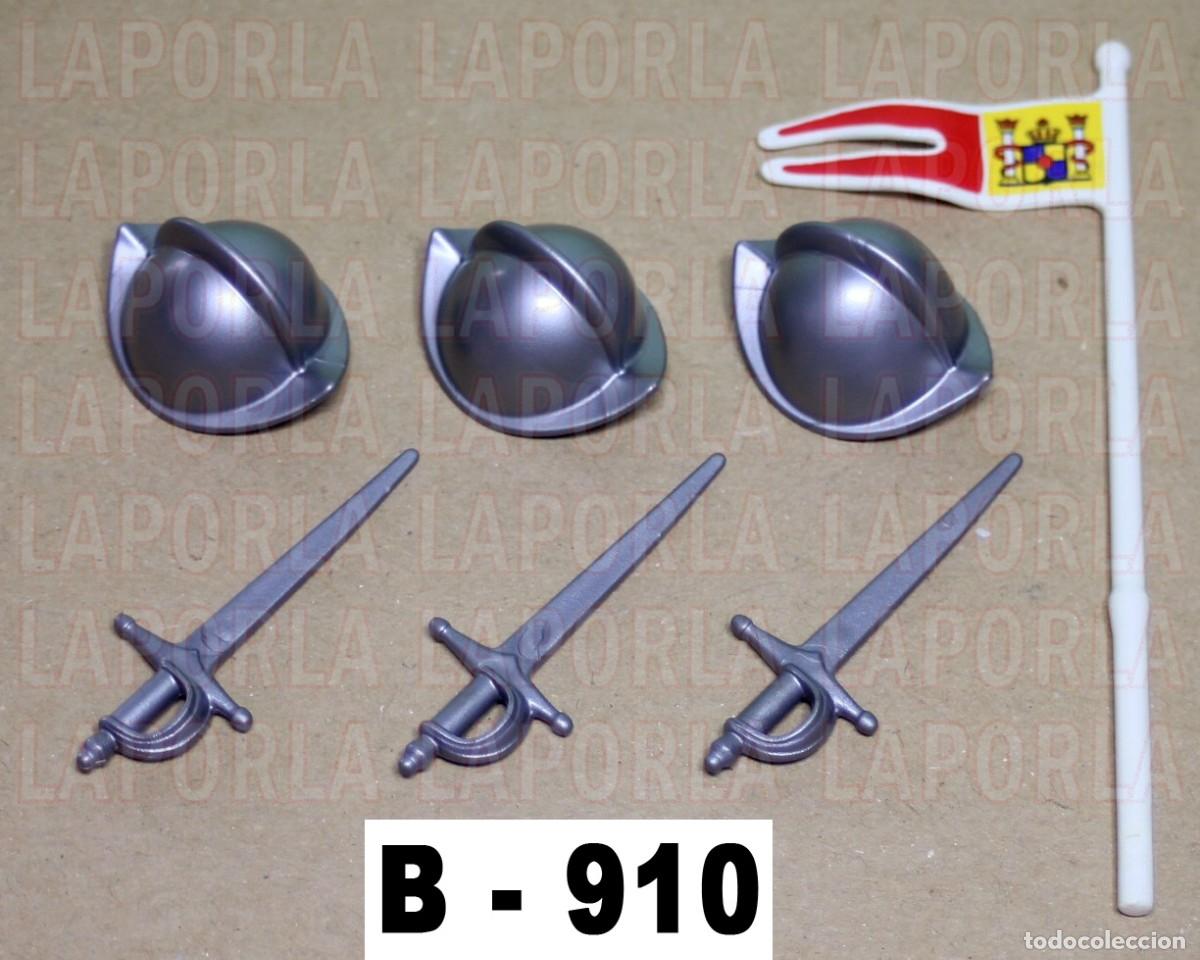 Playmobil: PLAYMOBIL CONQUISTADORES 3 CASCOS 3 SABLES Y BANDERA - PIRATAS TERCIOS (B-910)