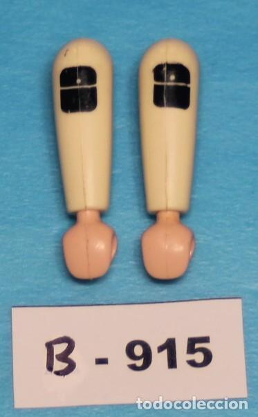 Playmobil: PLAYMOBIL 2 BRAZOS BEIGE CON CUADRADOS NEGROS (B-915)