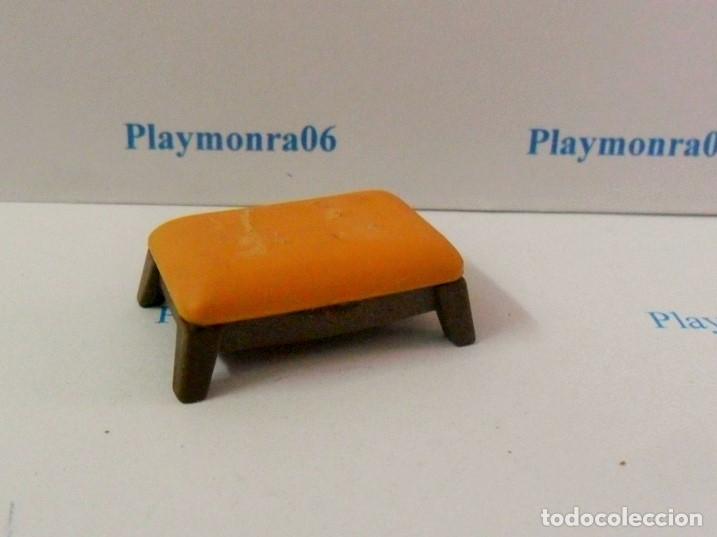 Playmobil: PLAYMOBIL P101 * MUEBLE BANQUETA REPOSA PIES CASA VICTORIANA