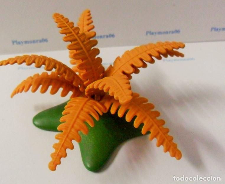 Playmobil: PLAYMOBIL P109 * VEGETACION ELECHOS SOBRE TERRENO COLOR VERDE
