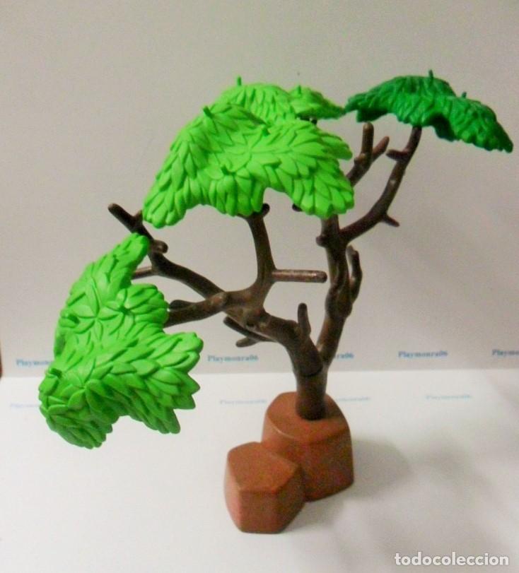 Playmobil: PLAYMOBIL P109 * VEGETACION ARBOL SOBRE ROCA