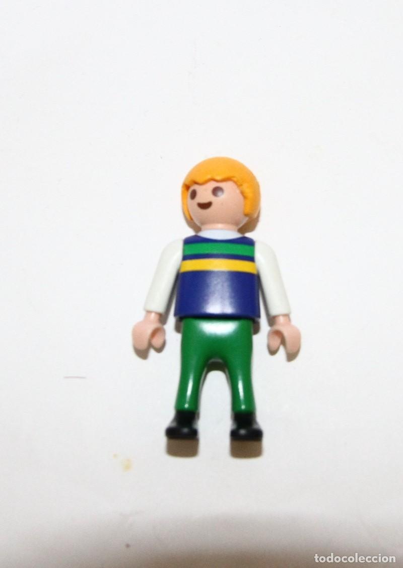 Playmobil: PLAYMOBIL MEDIEVAL FIGURA NI&Ntilde;A CASA CITY