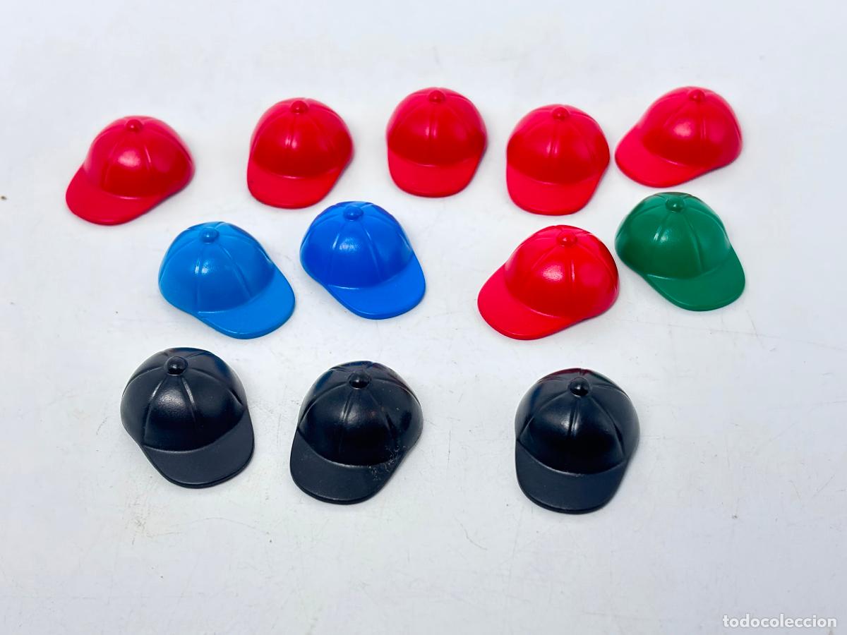 Playmobil: Playmobil lote gorra rojo azul verde negro