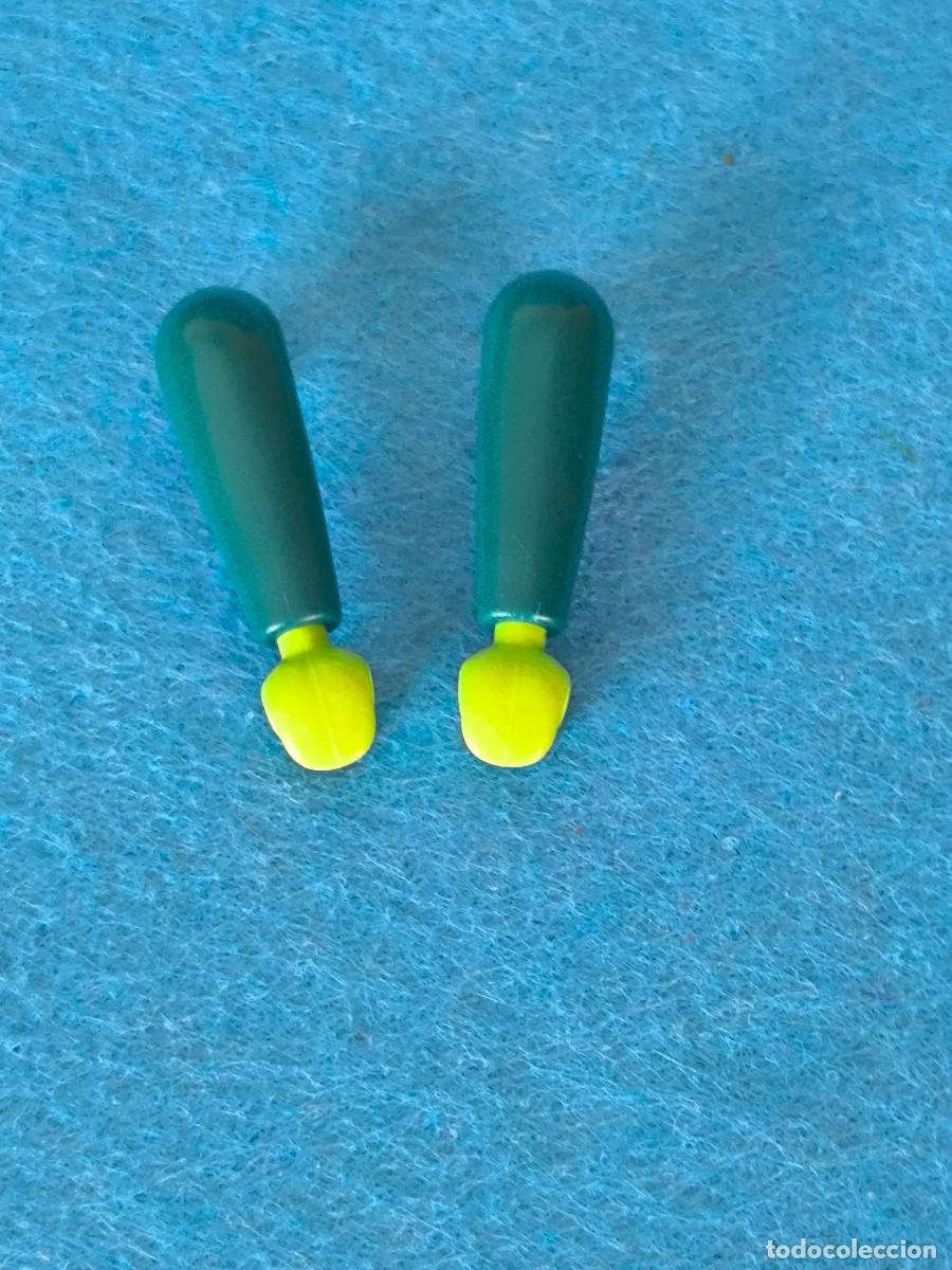 Playmobil: Playmobil par de brazos verde oscuro con mano verde claro marciano ali&eacute;nigena trasgo monstruo
