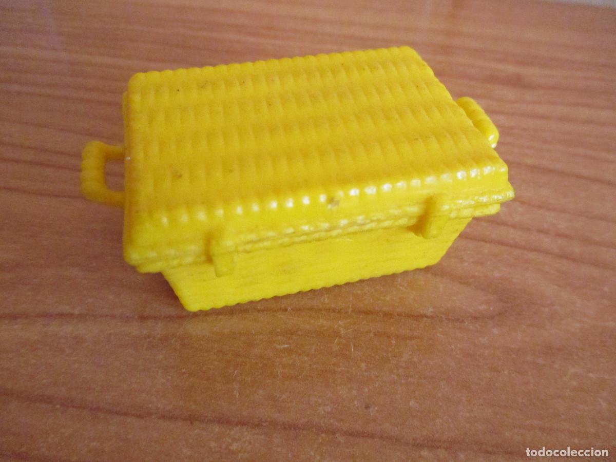 Playmobil: PLAYMOBIL : 1 CESTO MIMBRE AMARILLO PARA GUARDAR MUNICION O SIMILAR