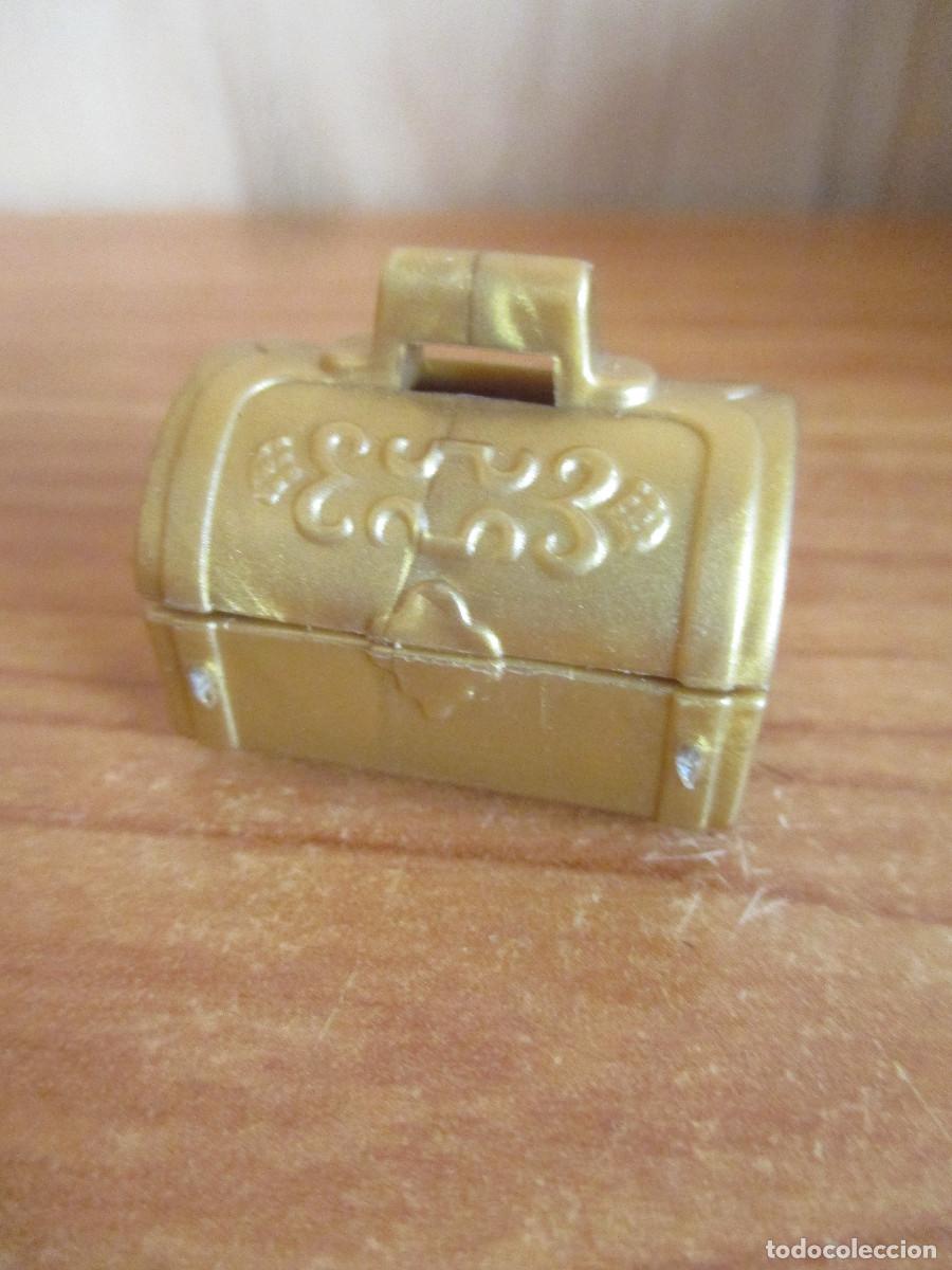 Playmobil: PLAYMOBIL : 1 MALETIN DORADO - Foto 2