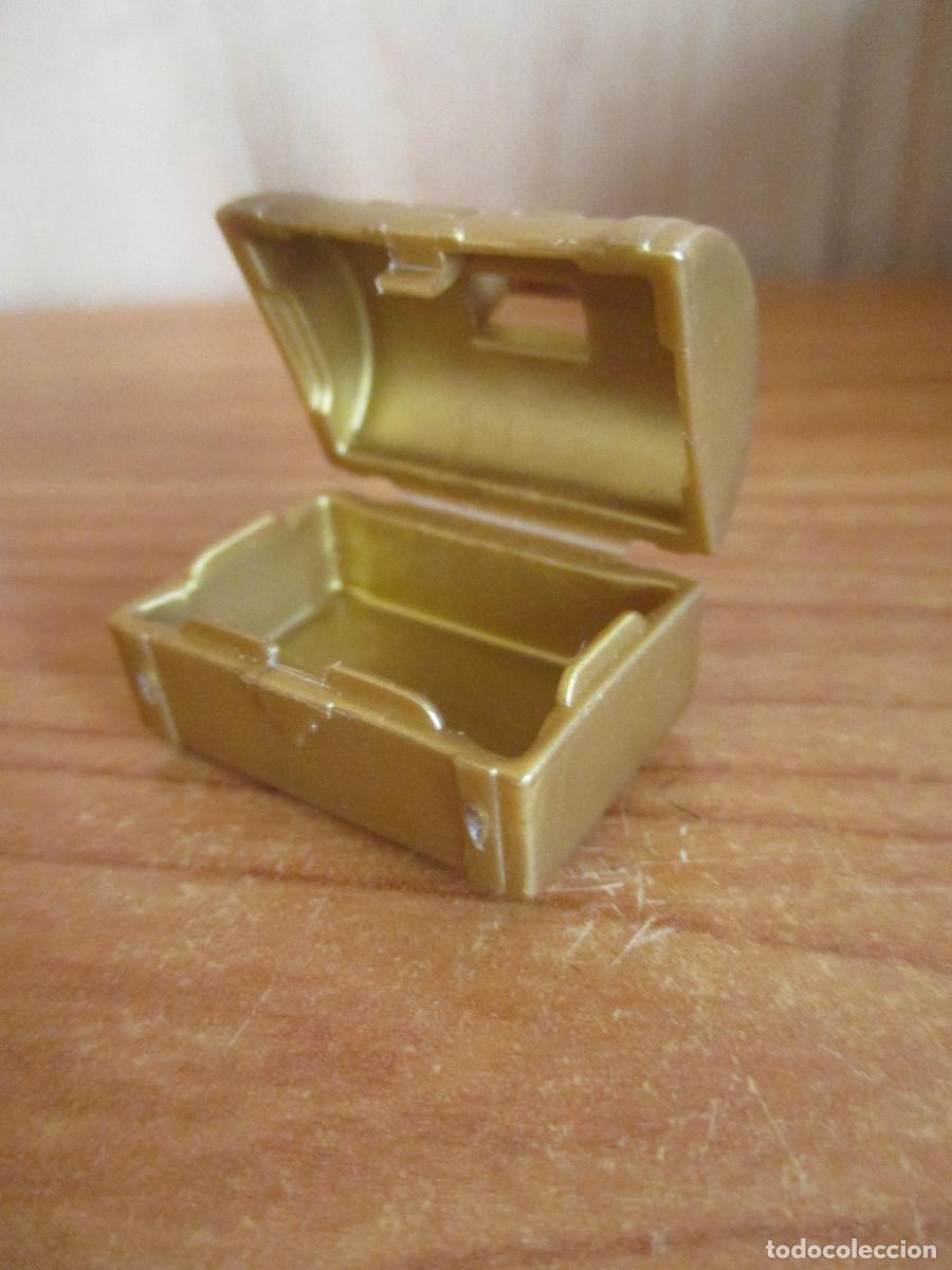 Playmobil: PLAYMOBIL : 1 MALETIN DORADO - Foto 3