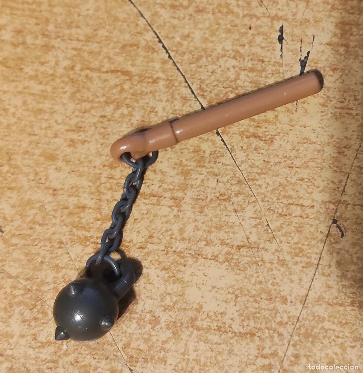 Playmobil: PLAYMOBIL MANGUAL MAYAL DE ARMAS MARR&Oacute;N MAZA CADENA GRIS BOLA PINCHOS GRIS ARMA MEDIEVAL