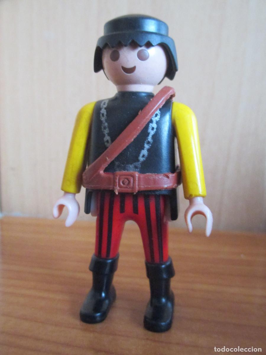 Playmobil: PLAYMOBIL : 1 FIGURA PIRATA