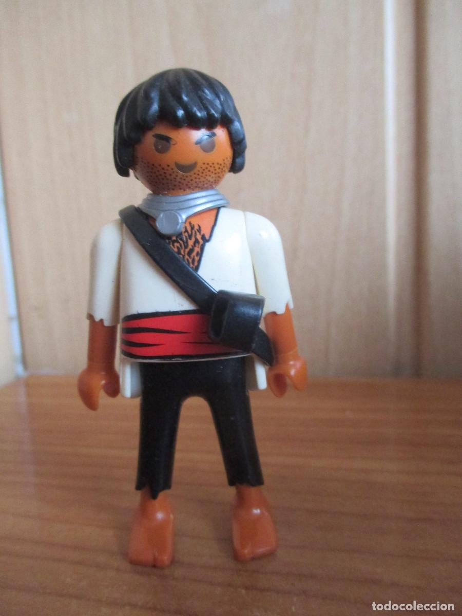 Playmobil: PLAYMOBIL : 1 FIGURA PIRATA