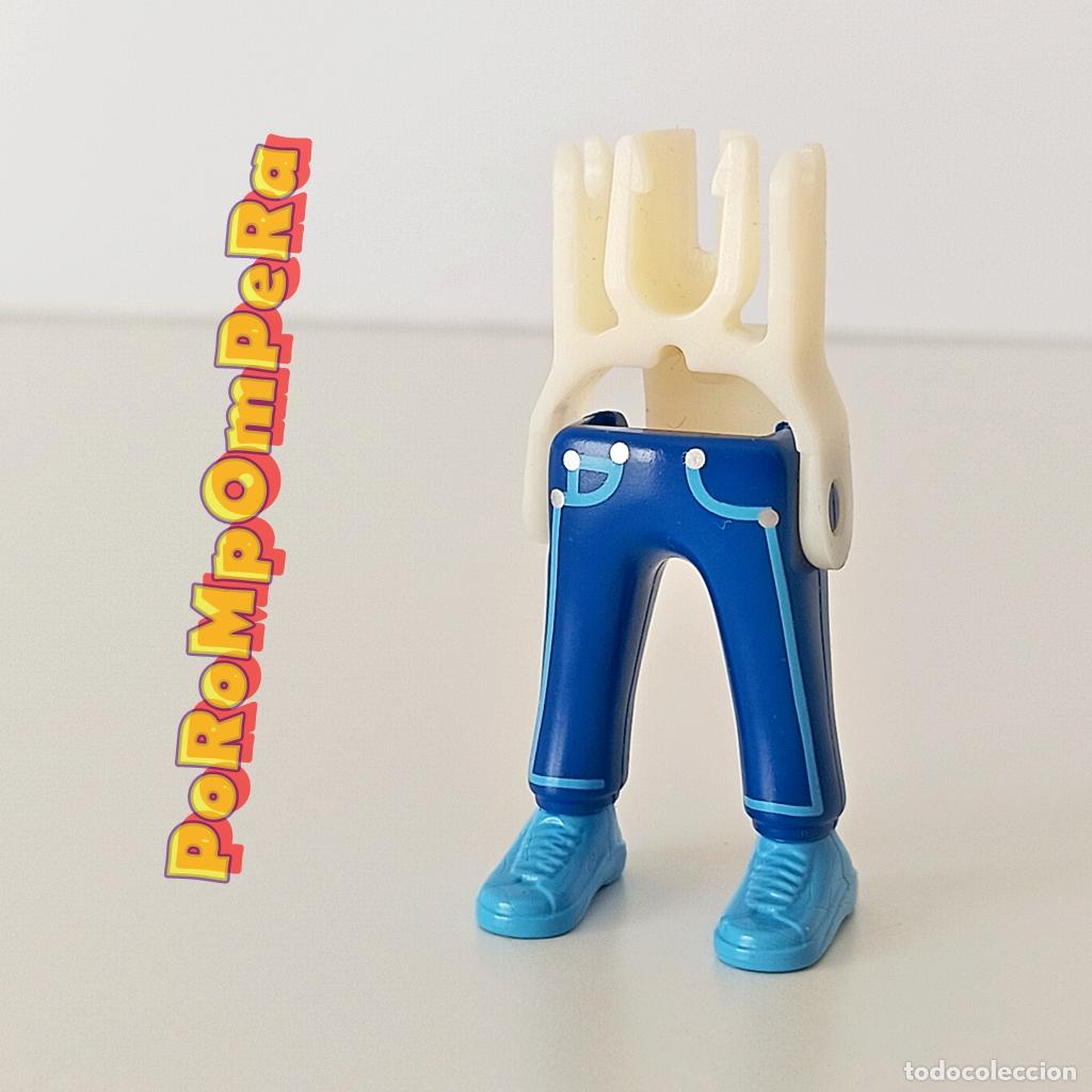 Playmobil: PLAYMOBIL pierna pantal&oacute;n azul tejano zapatilla deportiva celeste + esqueleto CUSTOM/COMPLETAR U4