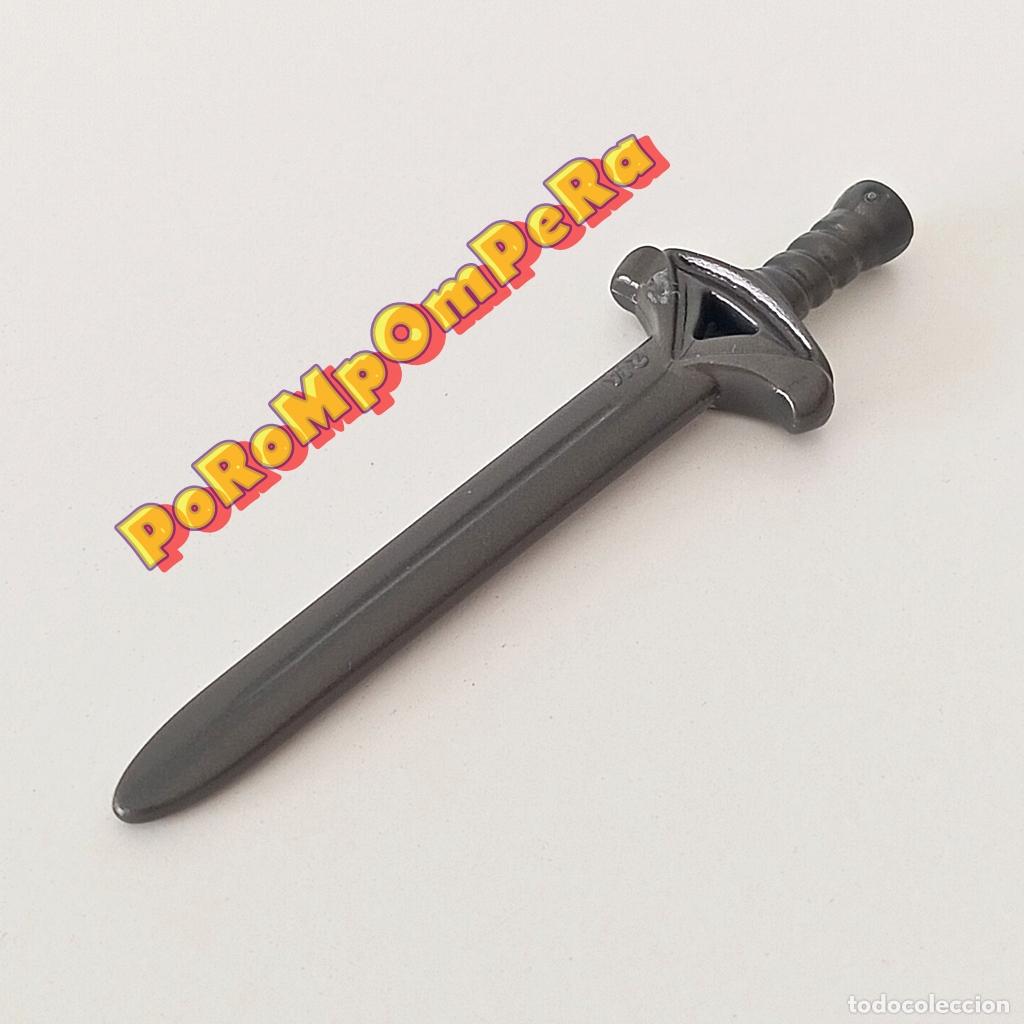 Playmobil: PLAYMOBIL espada oscura empu&ntilde;adura triangular caballero medieval pr&iacute;ncipe rey U4