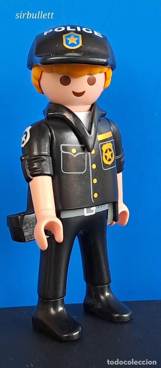 Playmobil: Figura Polic&iacute;a uniforme negro Gorra. Playmobil