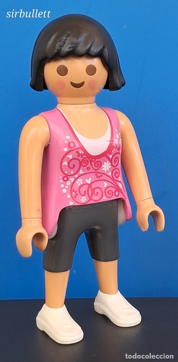 Playmobil: Figura Mujer Acampada. Playmobil 5435. Camping