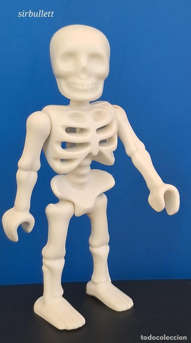 Playmobil: Figura Esqueleto Cr&aacute;neo Liso Playmobil