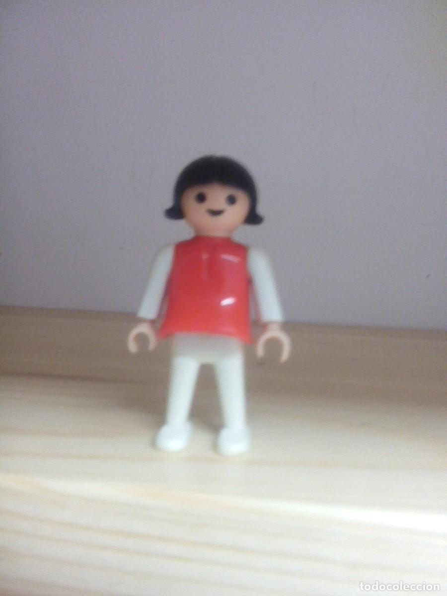 Playmobil: PLAYMOBIL FIGURA NI&Ntilde;A