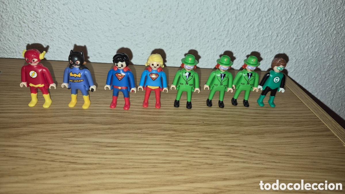 Playmobil: Lote de 8 figuras de Playmobil de Kinder de Superheroes