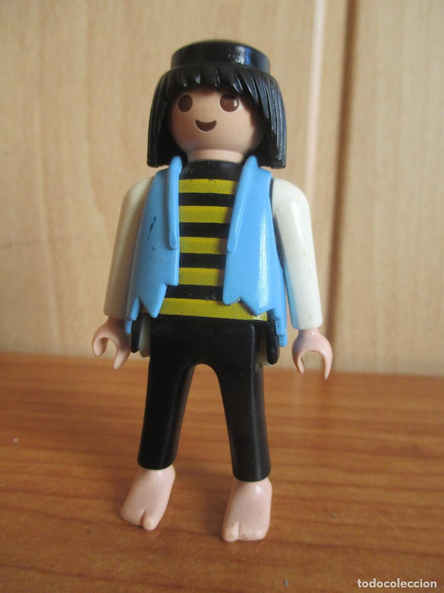 Playmobil: PLAYMOBIL : 1 FIGURA PIRATA O NAUFRAGO