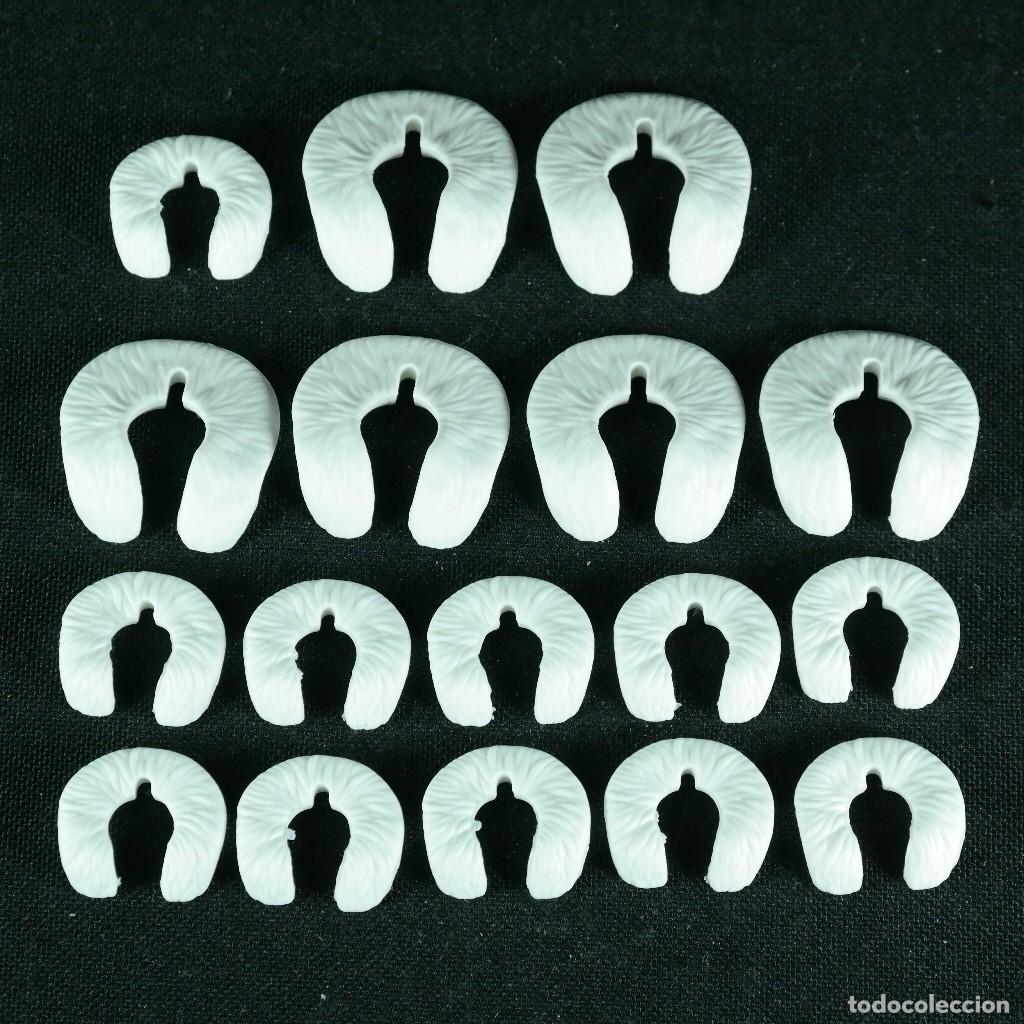 Playmobil: Playmobil cuellos balncos piel ☼