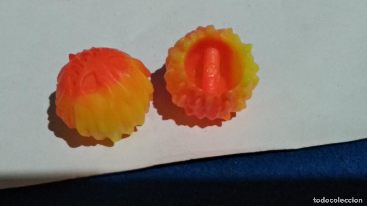 Playmobil: PLAYMOBIL 2 BOLAS DE FUEGO SIMILAR SUPERH&Eacute;ROE POMP&Oacute;N LLAMA MANO LLAMARADA