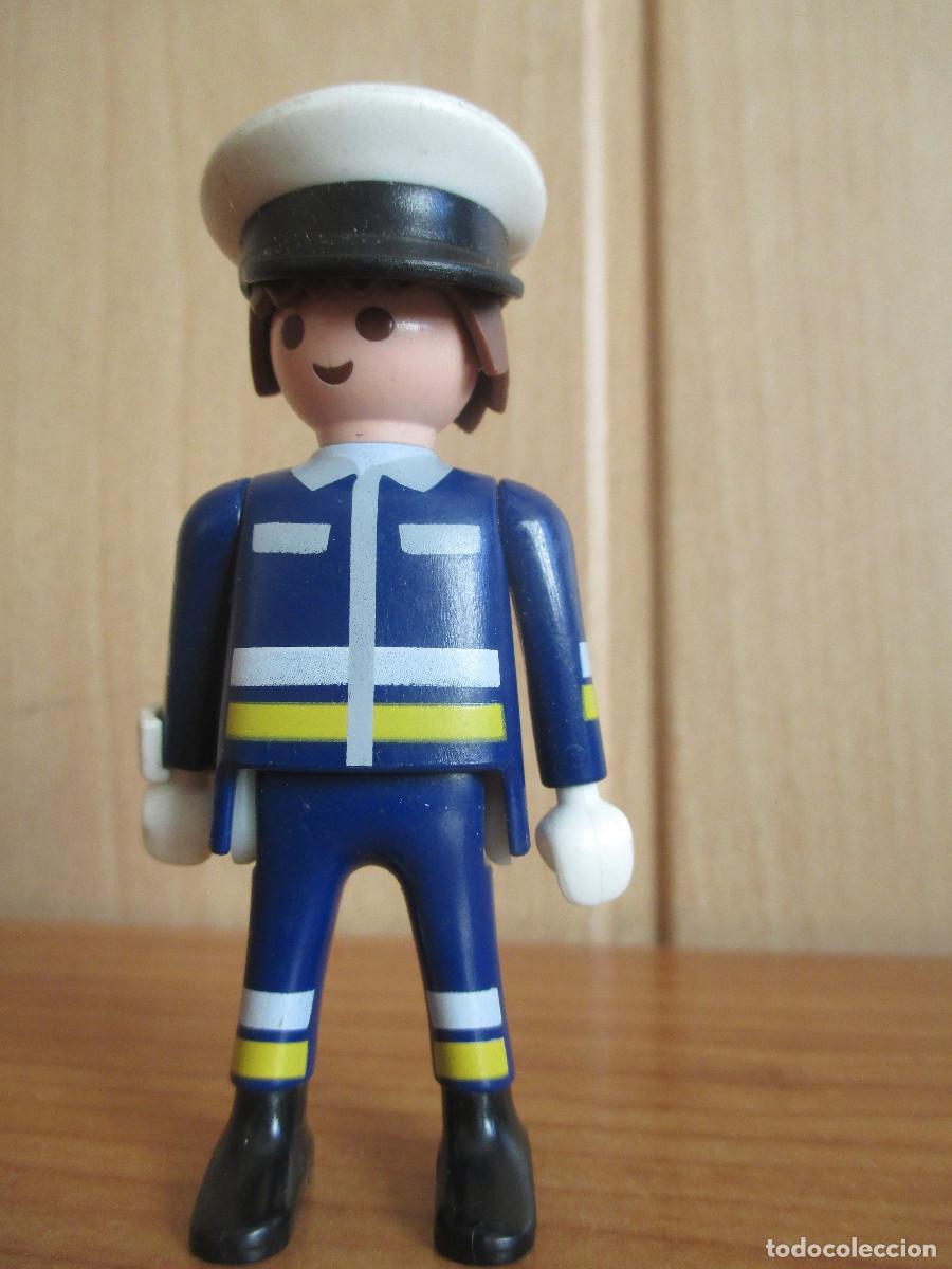 Playmobil: PLAYMOBIL : 1 FIGURA POLICIA