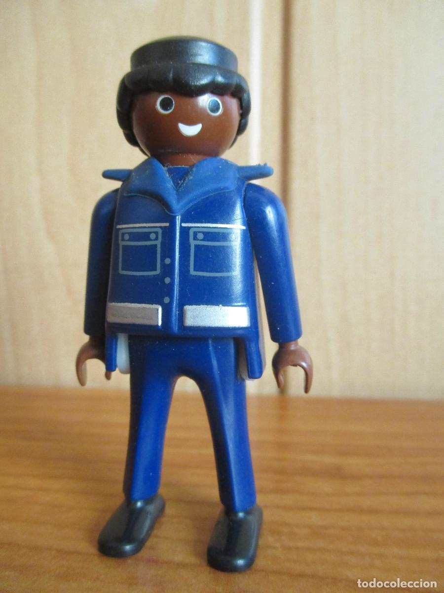 Playmobil: PLAYMOBIL : 1 FIGURA POLICIA NEGRO