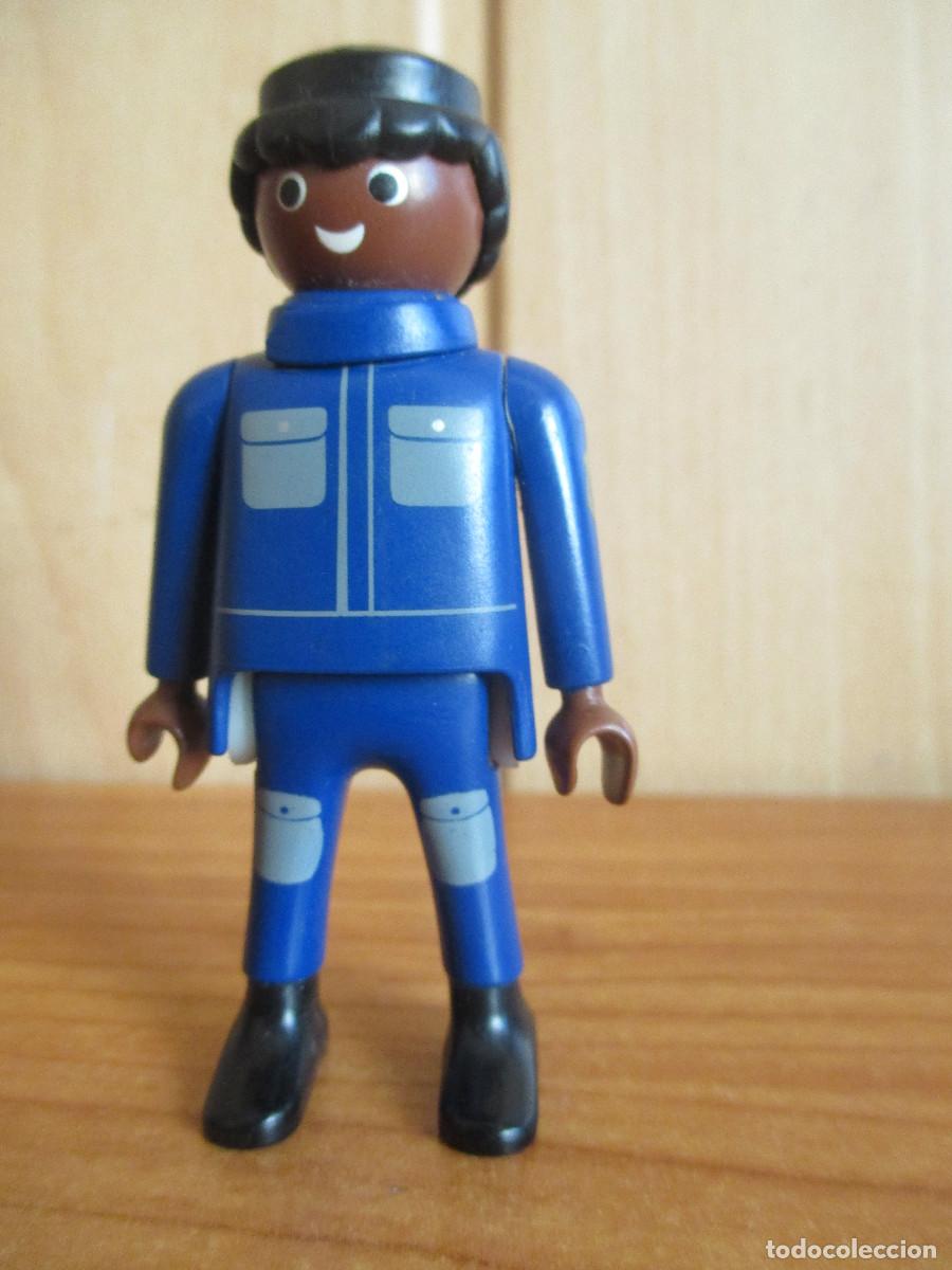 Playmobil: PLAYMOBIL : 1 FIGURA POLICIA NEGRO
