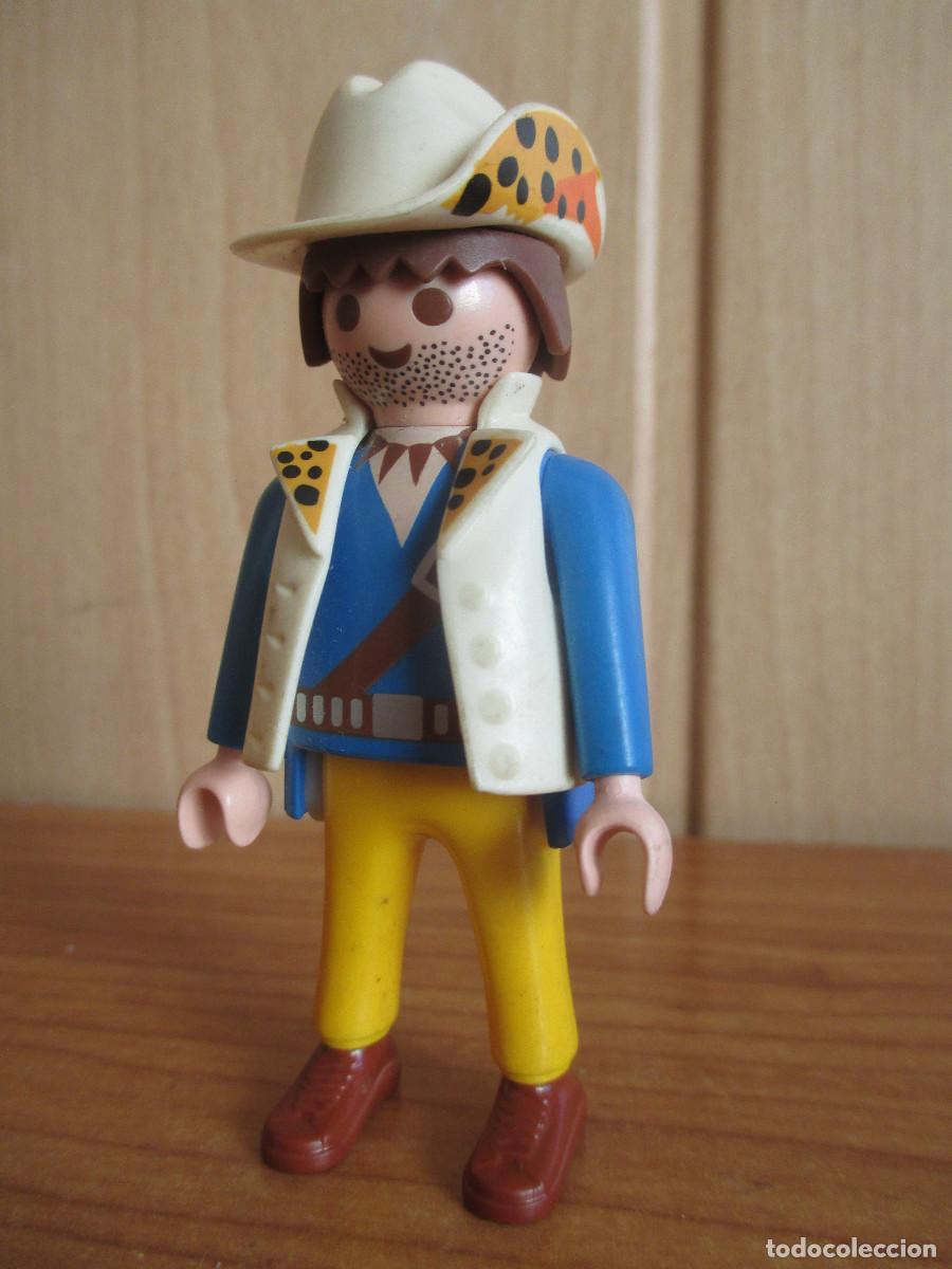 Playmobil: PLAYMOBIL : 1 FIGURA EXPLORADOR O AVENTURERO